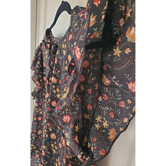 NWT  80 Park Size XL Women's Blouse Color: Sword Lily Lara Tiered Flutter - Picture 3 of 7